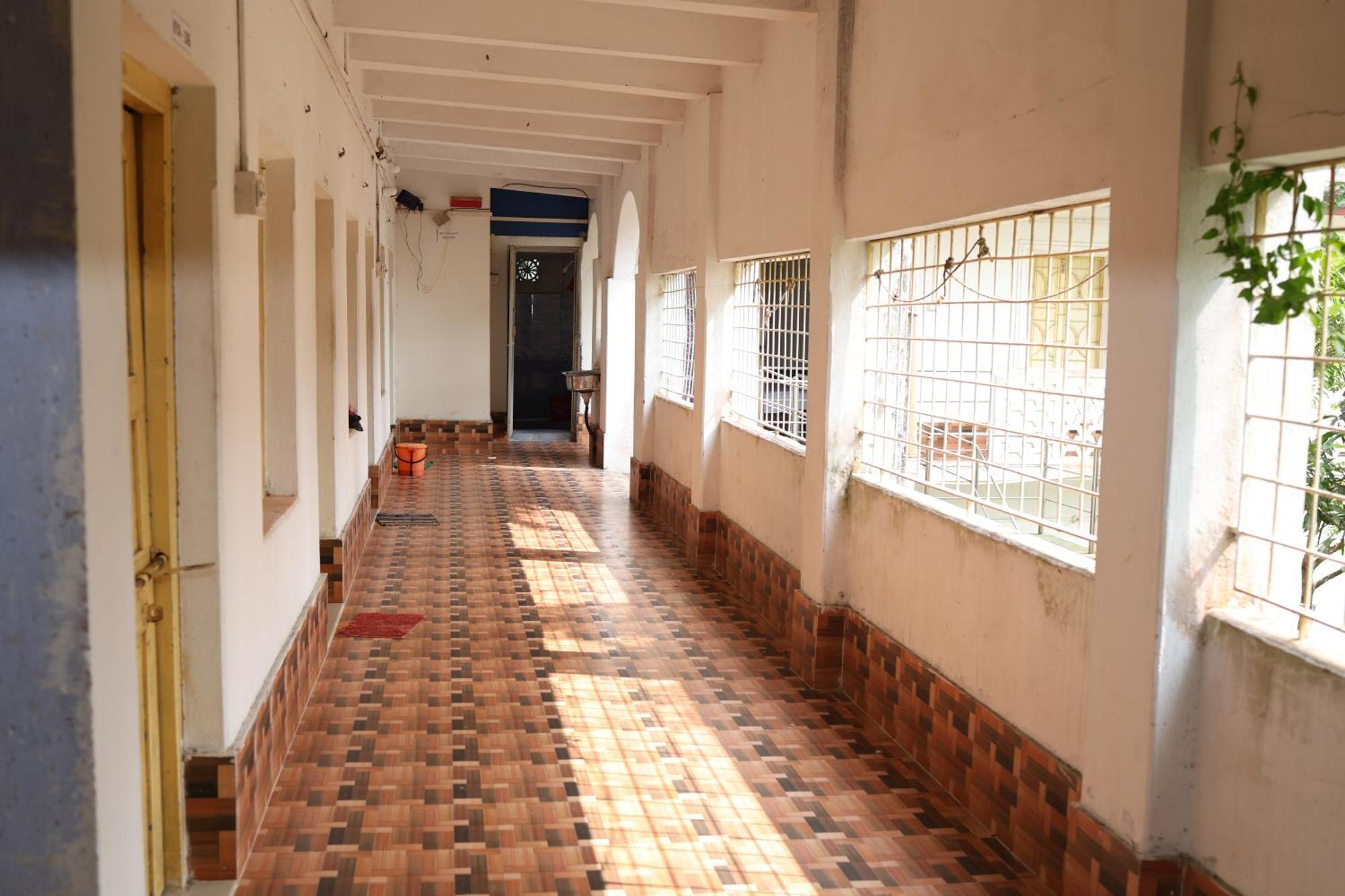 Kriya Yoga Wellness Hotel Dhablat Exterior photo