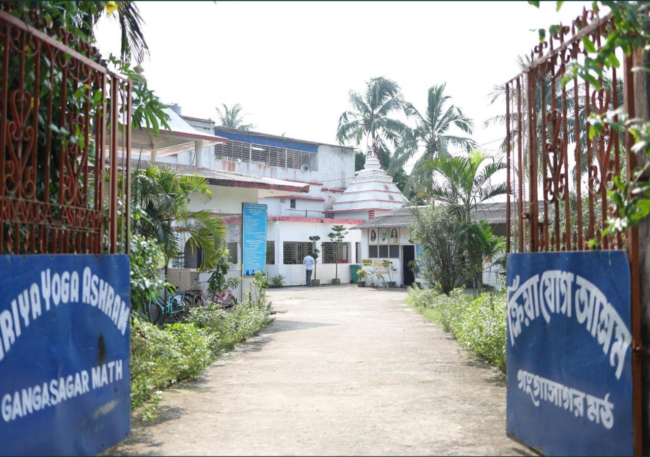 Kriya Yoga Wellness Hotel Dhablat Exterior photo