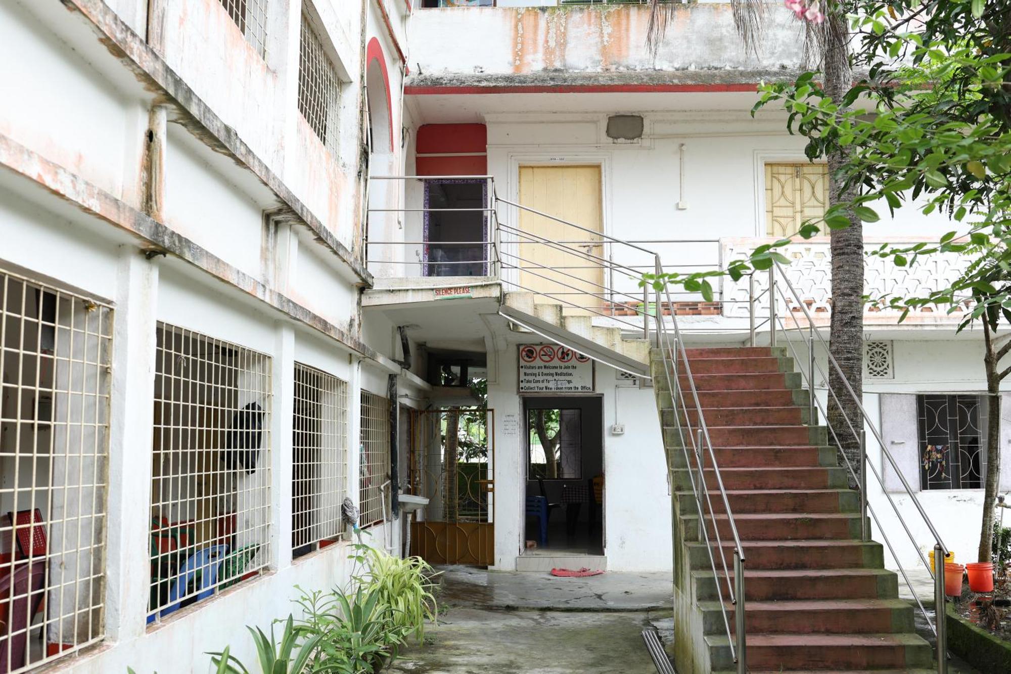 Kriya Yoga Wellness Hotel Dhablat Exterior photo